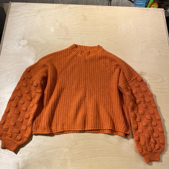 &merci Orange Knit Cropped Sweater Small (IX) - Picture 3 of 12